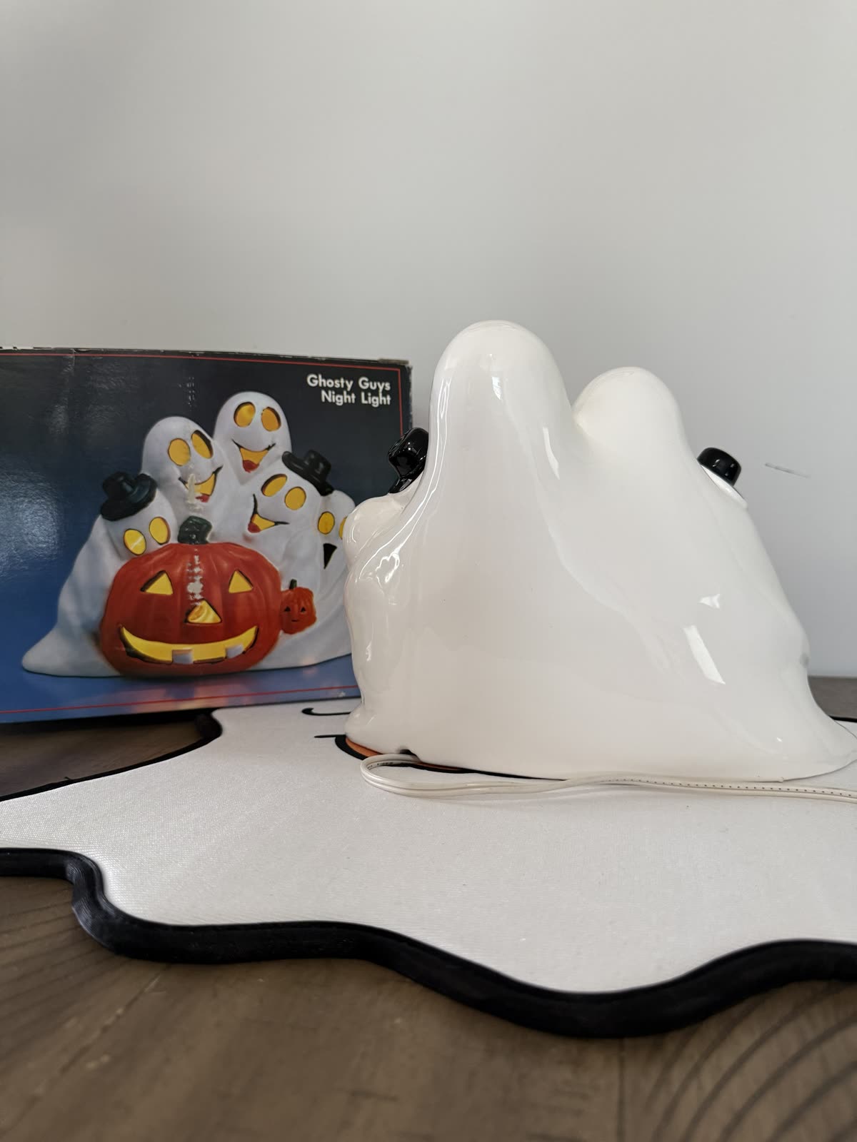 Ghosty Guys Night Light by Artmark — photo 3