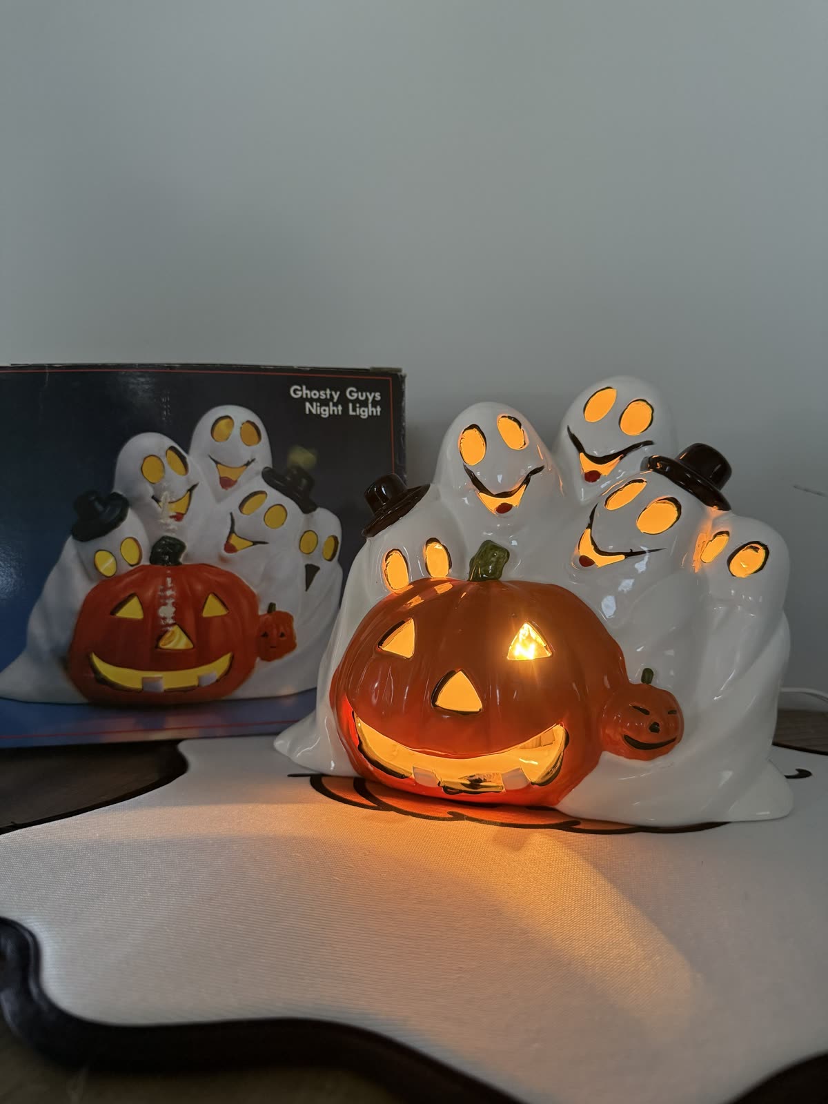 Ghosty Guys Night Light by Artmark — photo 2
