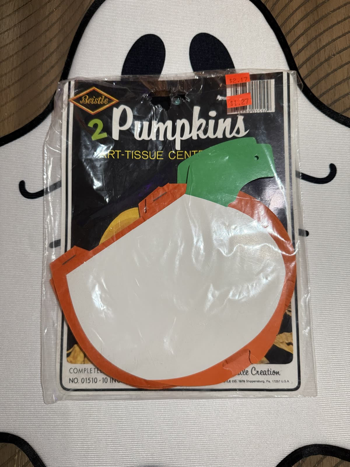 Vintage Beistle Pumpkin Art-Tissue Centerpieces — Set of 2