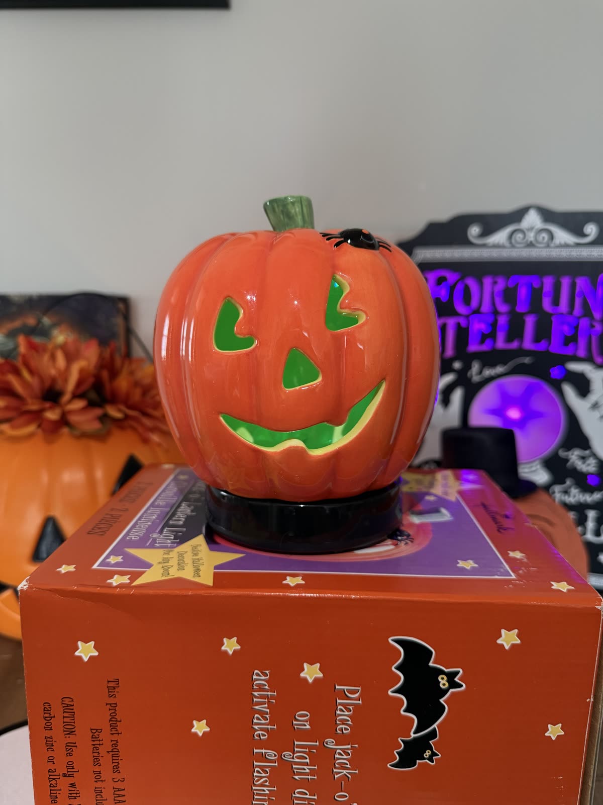 Hallmark Jack-o'-Lantern Light