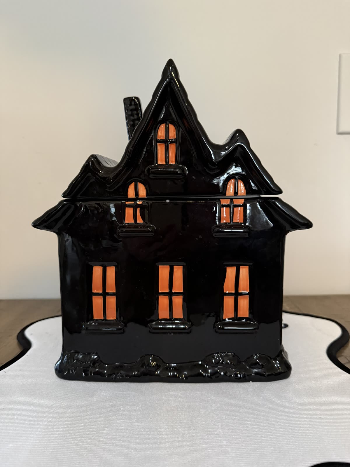 Halloween Haunted Hideaway House Cookie Jar Ceramic by Sakura — back