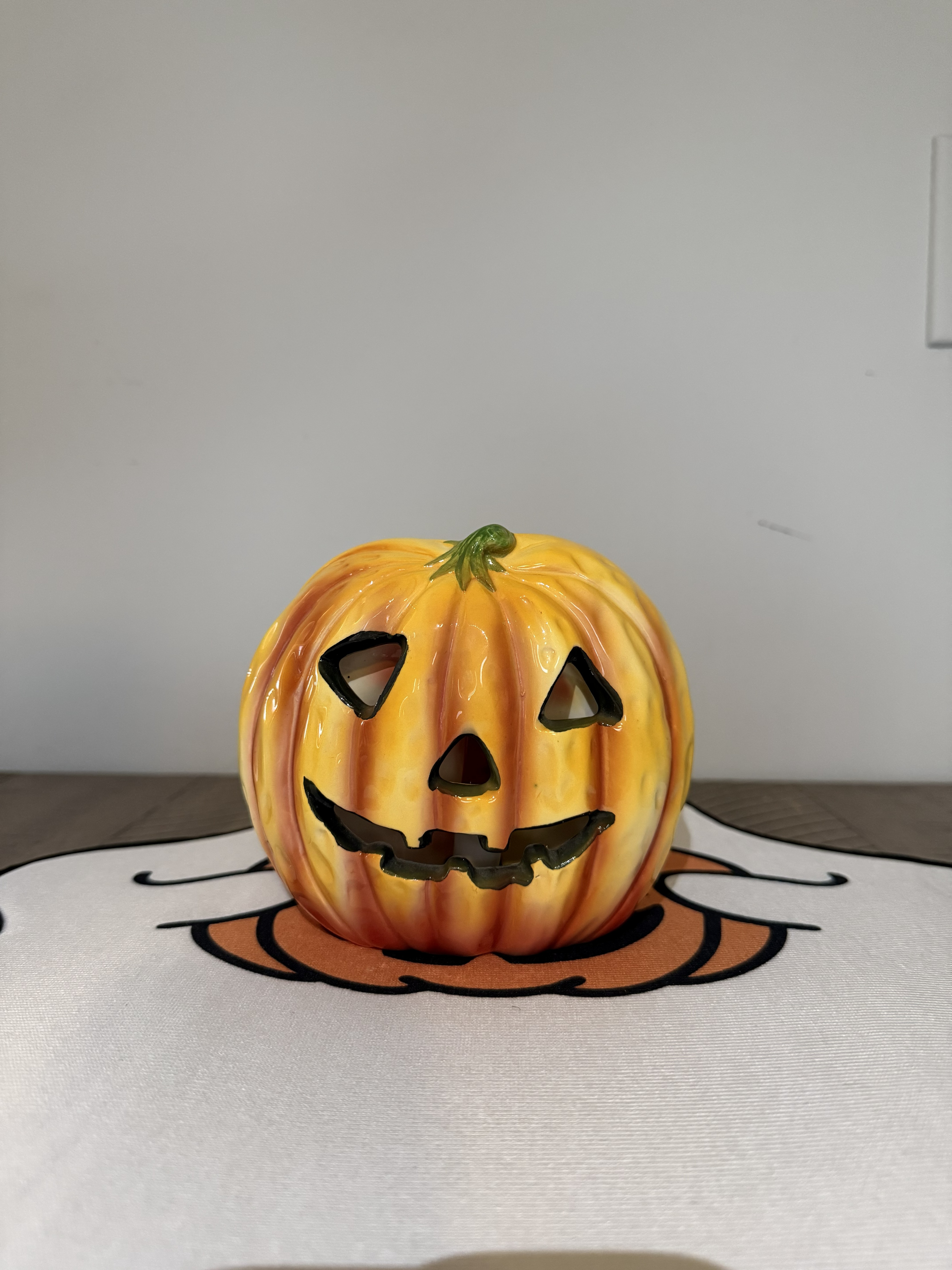 Vintage 1966 Relpo Lighted Jack-O'-Lantern Pumpkin #5375 — Samson Import — front