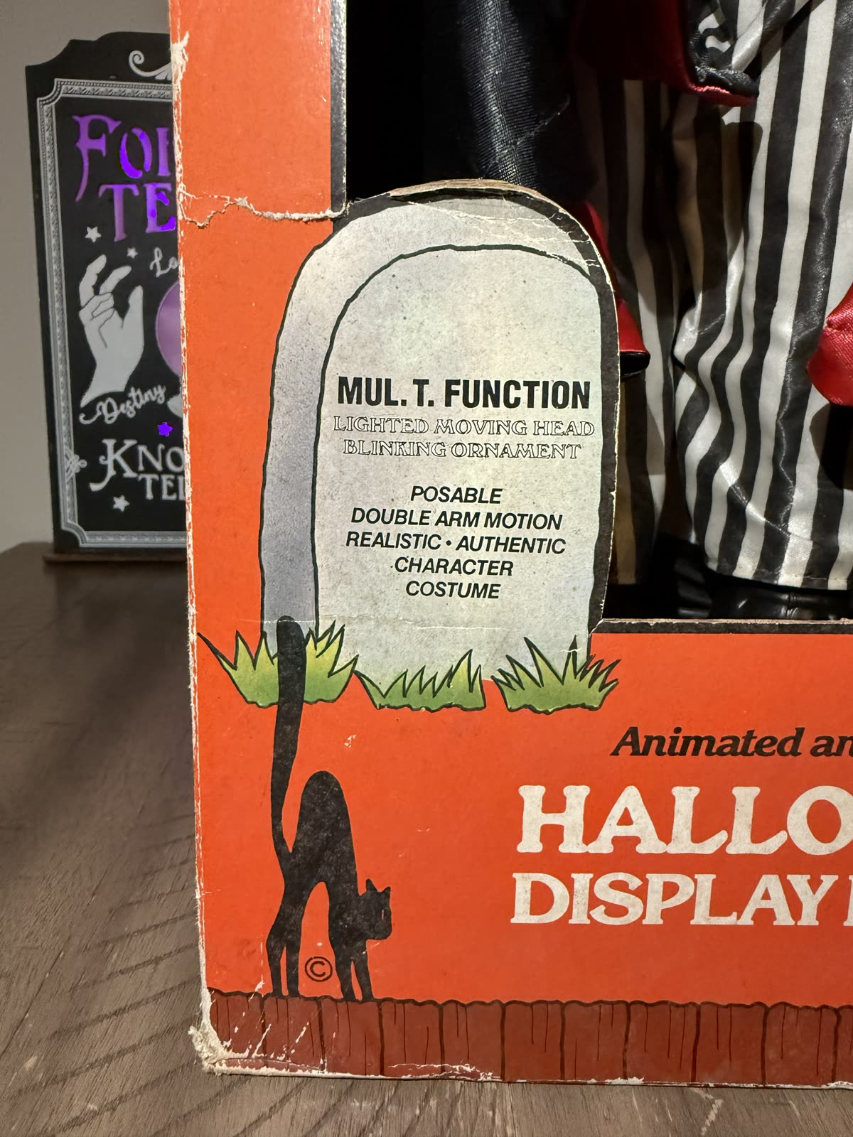Telco Motion-ettes of Halloween Vampire — description